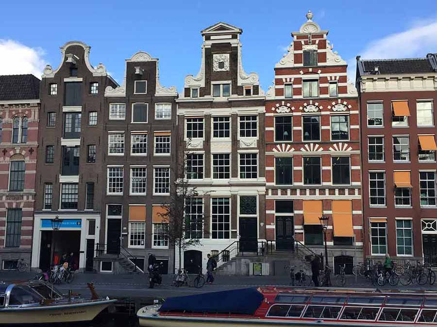 theadventuresofpandabear amsterdam canal houses 900