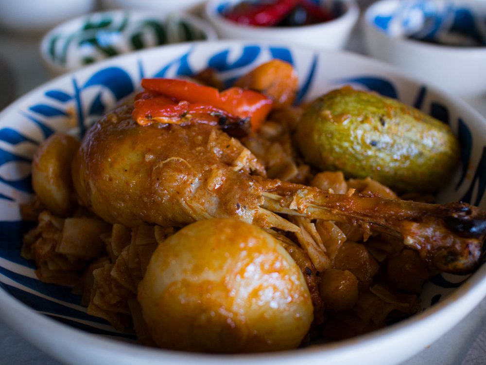 The prawns with onions, courgette, potatoes and nwasser pasta