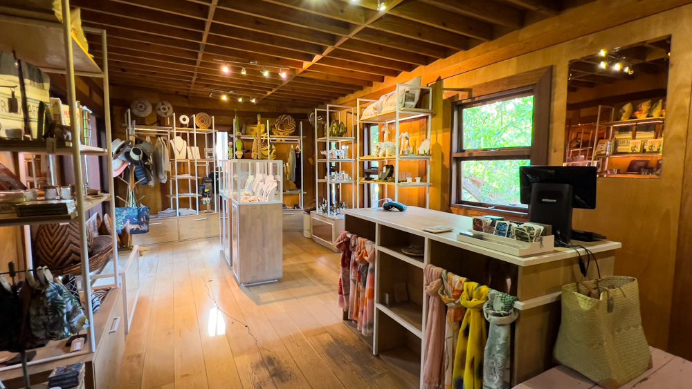 the Safari Shop at Xaranna
