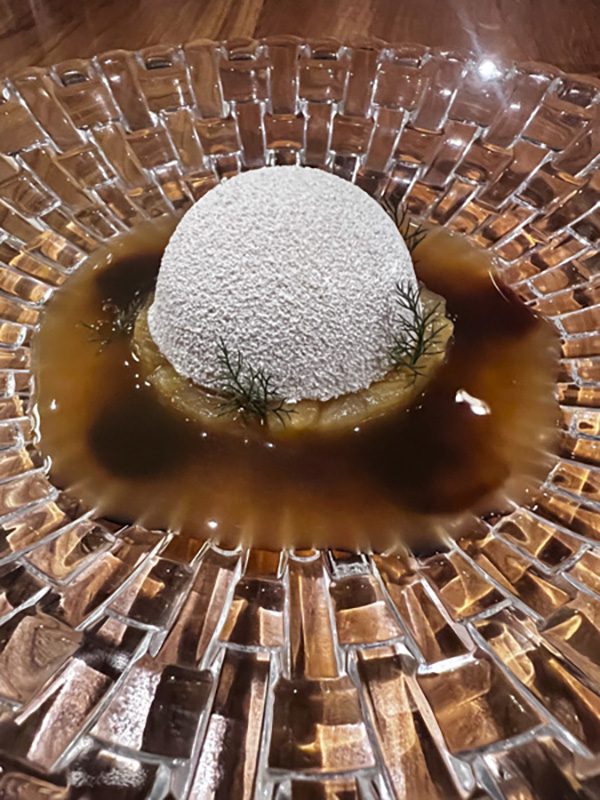 Pineapple with Tonka Bean