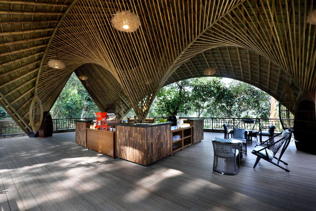 Modur-Kaapi coffee lounge at Timbertales